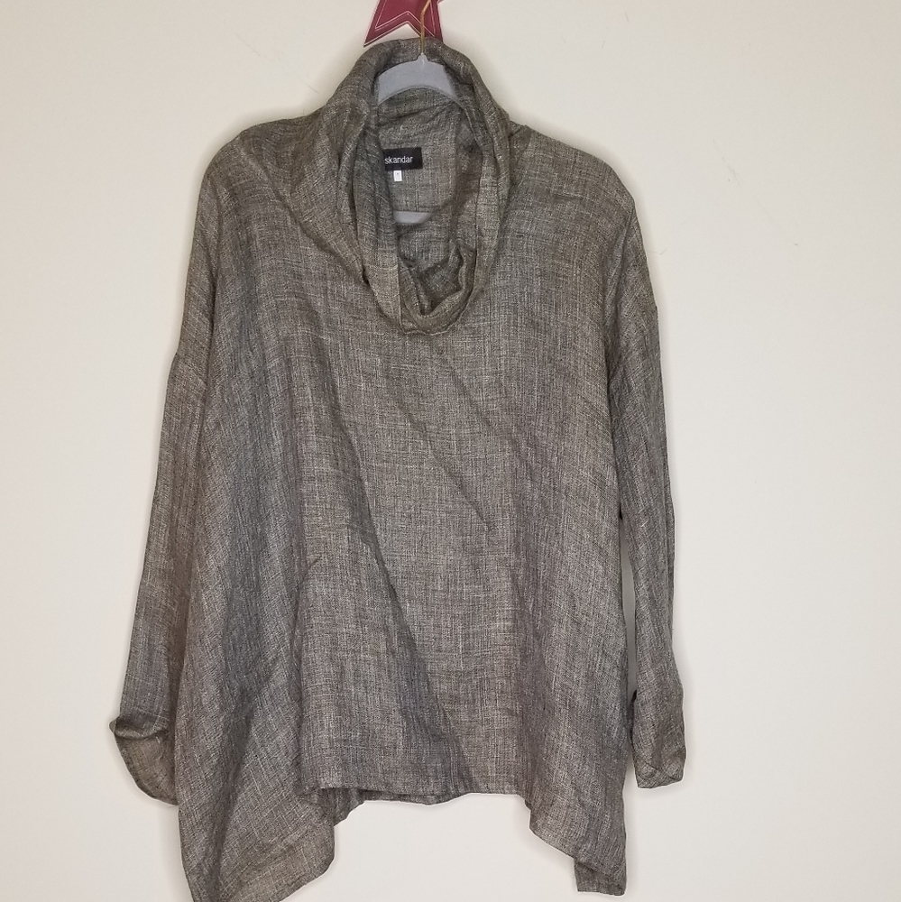 Eskandar linen cowl neck A-wide Monk shirt